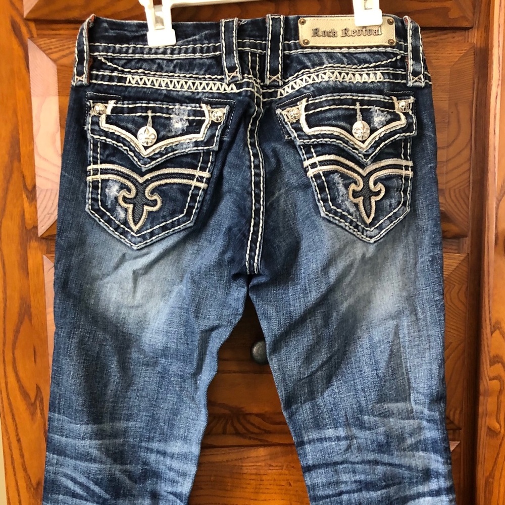 Rock Revival Capri
